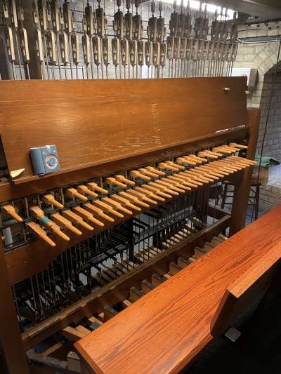 The carillon keyboard