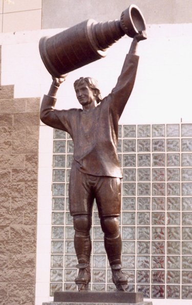 Wayne Gretzky statue outside of Rexall Place (Edmonton Coliseum). 