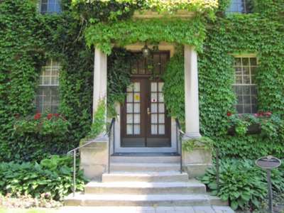 Front Entrance to Faculty Club