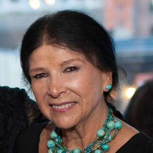 Alanis Obomsawin smiling