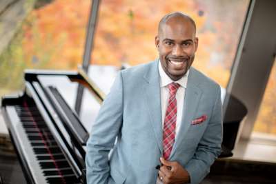 Dr. Darren Hamilton