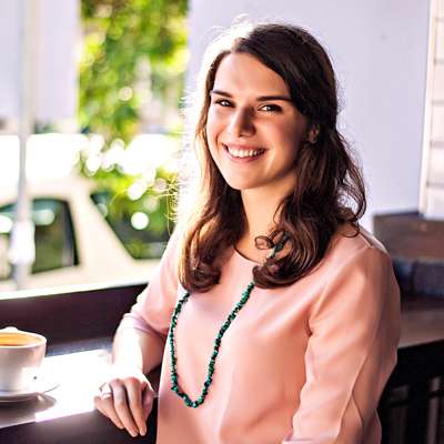 Portrait of Victoria Haldane smiling.