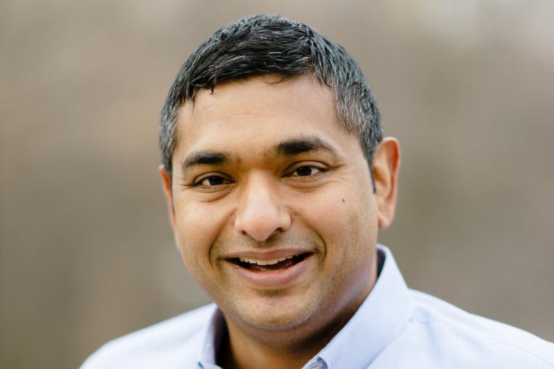 Fahad Razak smiling.