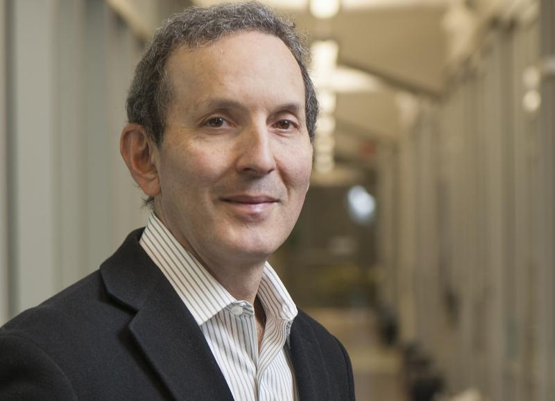 Daniel Drucker (MD 1980, PGMT 1983), a professor in the Faculty of Medicine, will receive the Manning Awards Foundation's Principal Award, which comes with $100,000, for his discovery and development of glucagon-like peptide 2 (GLP-2) for short bowel syndrome.