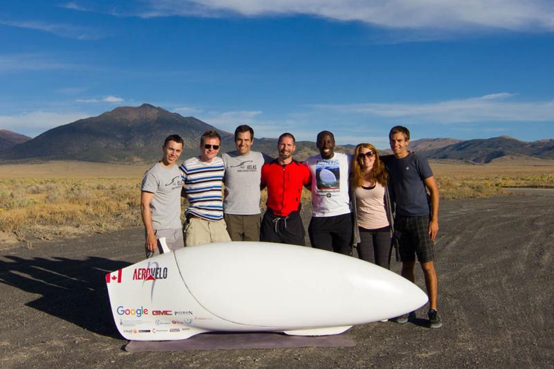 U of T Engineering group with their record breaking human-powered vehicle