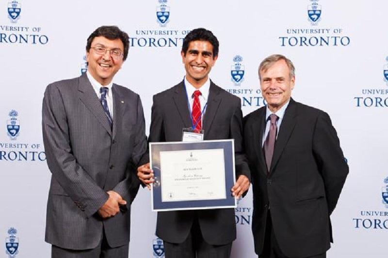 Aly Madhavji receiving a 2012 Gordon Cressy Student Leadership Award.