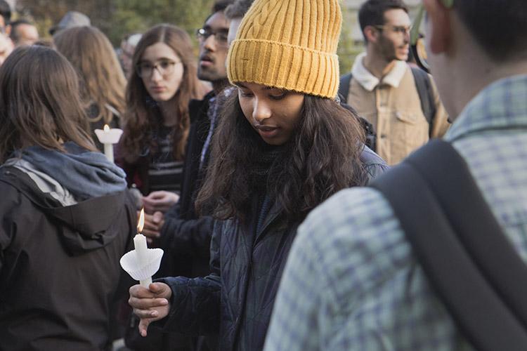 Members of the U of T community gather outside of University College on Oct. 30 for a vigil for victims of the attack on the Tree of Life synagogue in Pittsburgh (photo by Romi Levine)