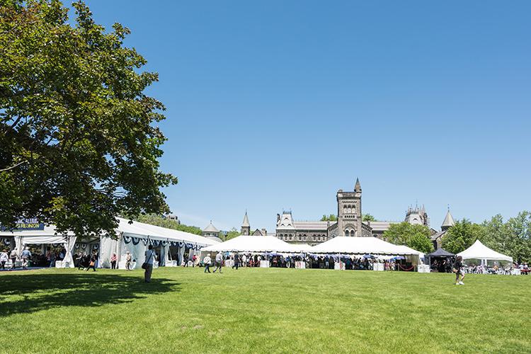 Alumni barbecue (photo by Grayson Lee via University of Toronto on Flickr)