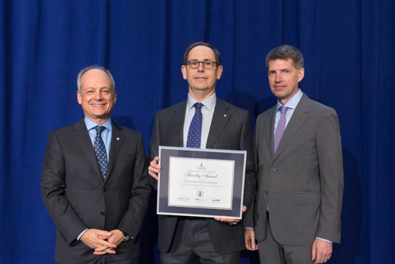 Professor Mark Lautens receives the 2016 Faculty Award