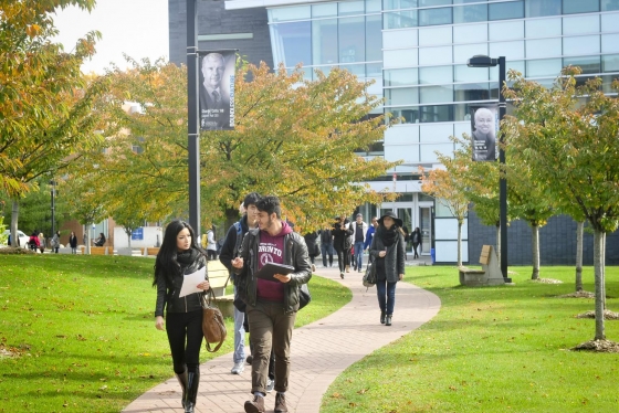 Students walk to class at UTSC, photo by Ken Jones