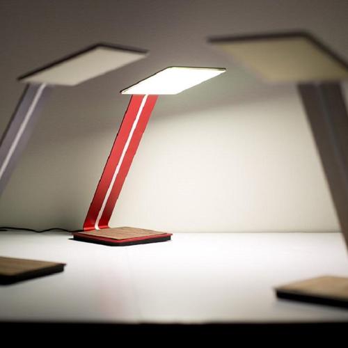 The aerelight A1 OLED Lamp is the first product by OTI Lumionics, founded by U of T alumnus Michael Helander (photo by Roberta Baker) 