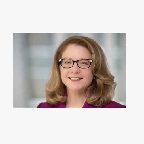 Portrait of Melissa Kennedy smiling.