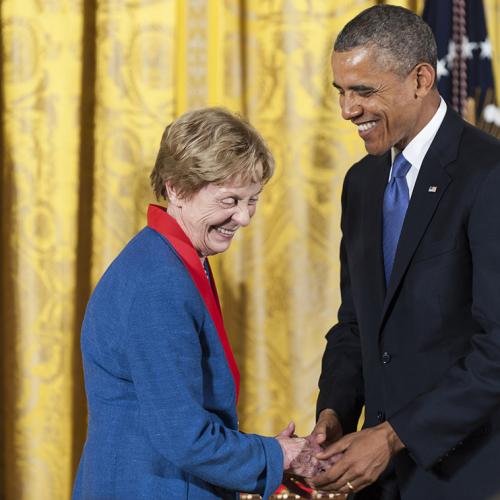 Jill Ker Conway receives a 2012 National Humanities Medal from U.S. president Barack Obama during a ceremony on July 10, 2013. Conway was recognized for her contributions as a historian and trailblazing academic (photo by Pete Marovich/Getty Images) 