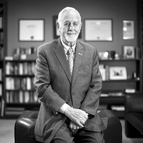 Avie Bennett (1928-2017)