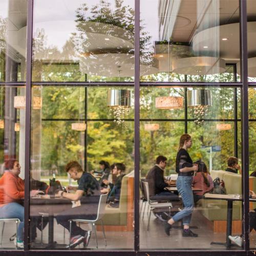 Students at the University of Toronto Mississauga (photo by Nick Iwanyshyn) 