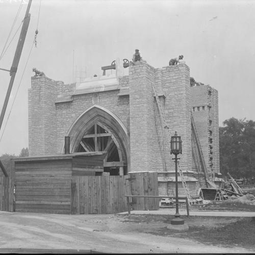 The Soldiers' Tower under construction 1923